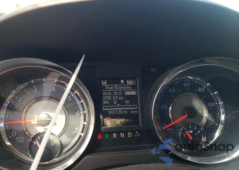 2015 Chrysler Town & Country Touring from USA, damaged, VIN 2C4RC1BG5FR629878